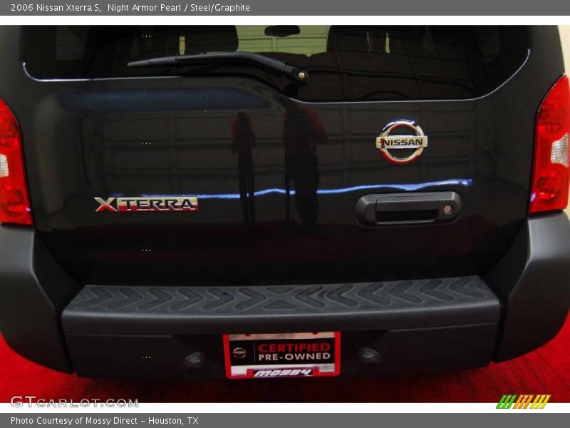 Night Armor Pearl / Steel/Graphite 2006 Nissan Xterra S