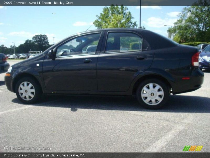 Black / Gray 2005 Chevrolet Aveo LT Sedan