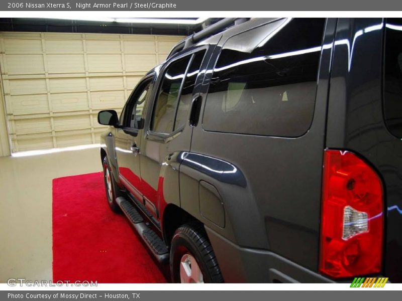 Night Armor Pearl / Steel/Graphite 2006 Nissan Xterra S