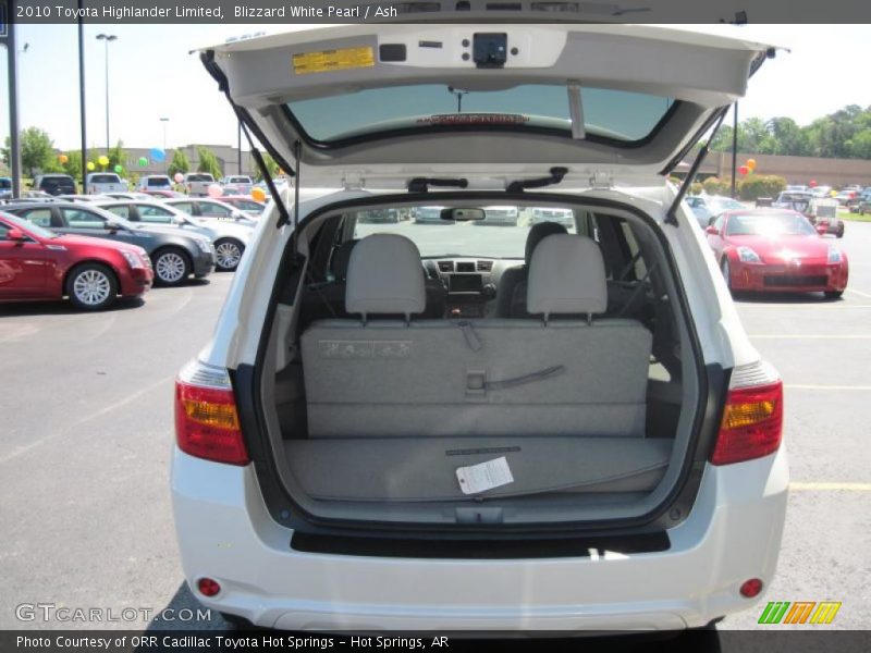 Blizzard White Pearl / Ash 2010 Toyota Highlander Limited
