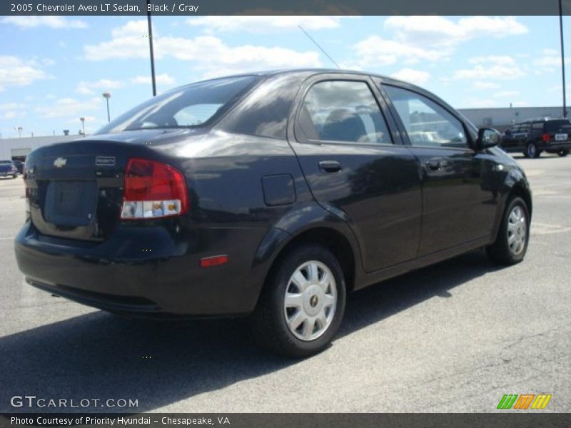 Black / Gray 2005 Chevrolet Aveo LT Sedan