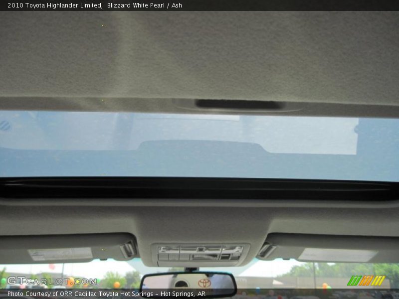Blizzard White Pearl / Ash 2010 Toyota Highlander Limited