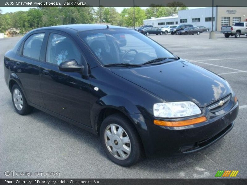 Black / Gray 2005 Chevrolet Aveo LT Sedan