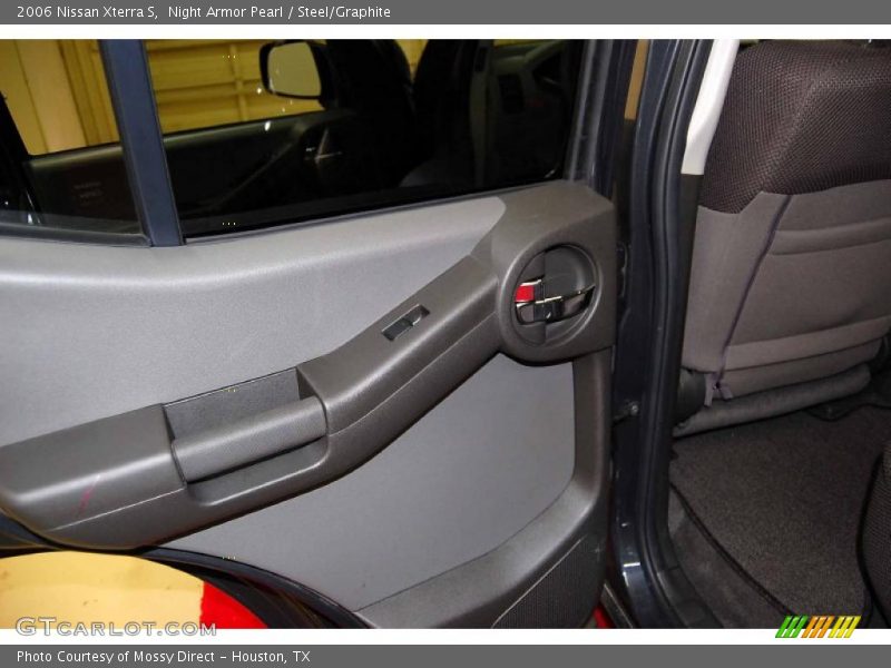 Night Armor Pearl / Steel/Graphite 2006 Nissan Xterra S