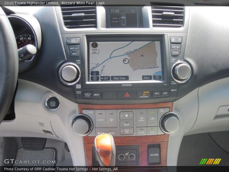 Blizzard White Pearl / Ash 2010 Toyota Highlander Limited
