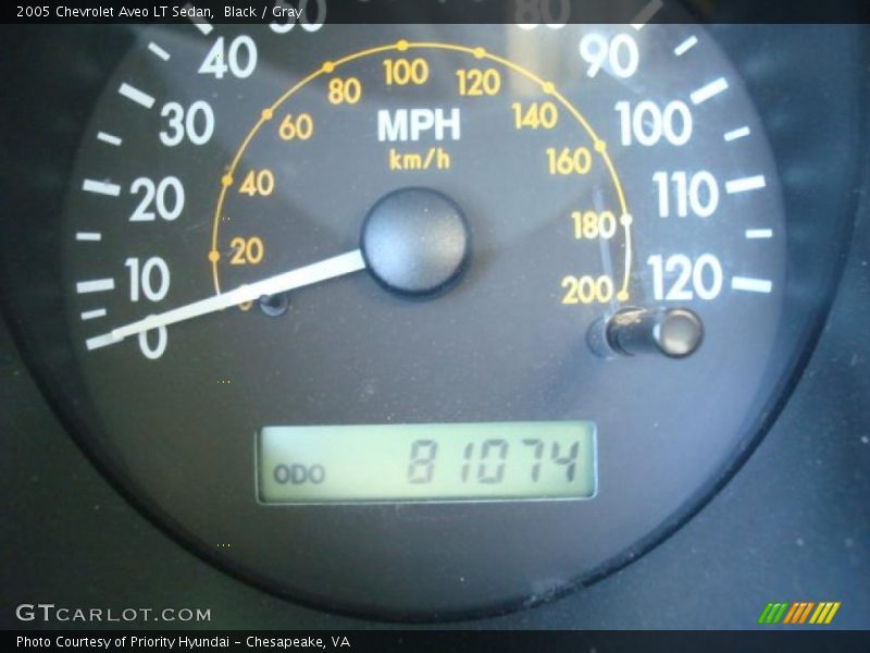 Black / Gray 2005 Chevrolet Aveo LT Sedan