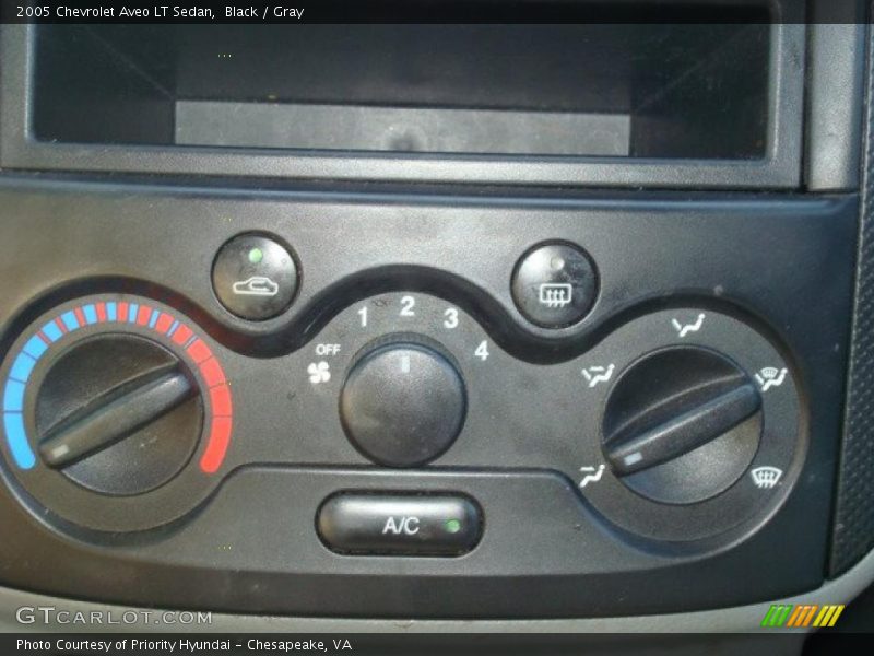 Black / Gray 2005 Chevrolet Aveo LT Sedan