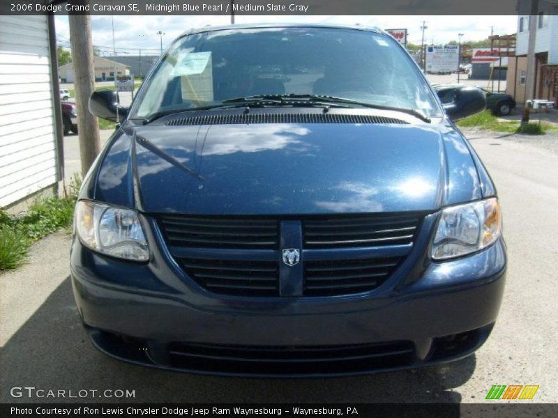 Midnight Blue Pearl / Medium Slate Gray 2006 Dodge Grand Caravan SE