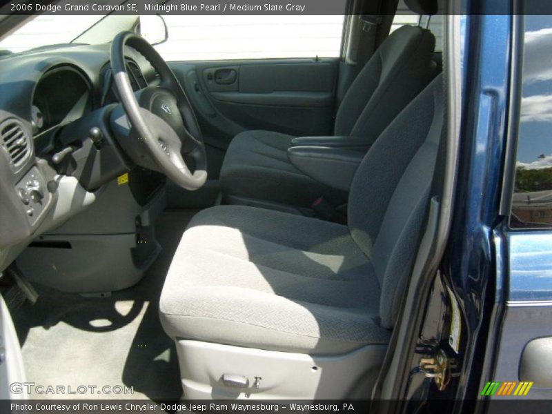 Midnight Blue Pearl / Medium Slate Gray 2006 Dodge Grand Caravan SE