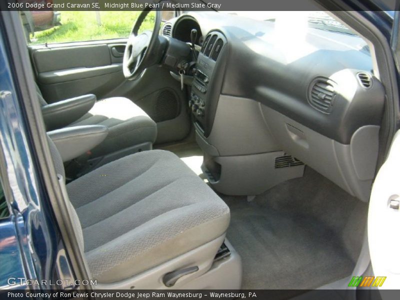Midnight Blue Pearl / Medium Slate Gray 2006 Dodge Grand Caravan SE