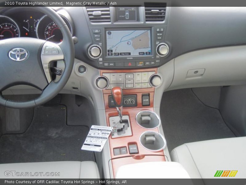 Magnetic Gray Metallic / Ash 2010 Toyota Highlander Limited