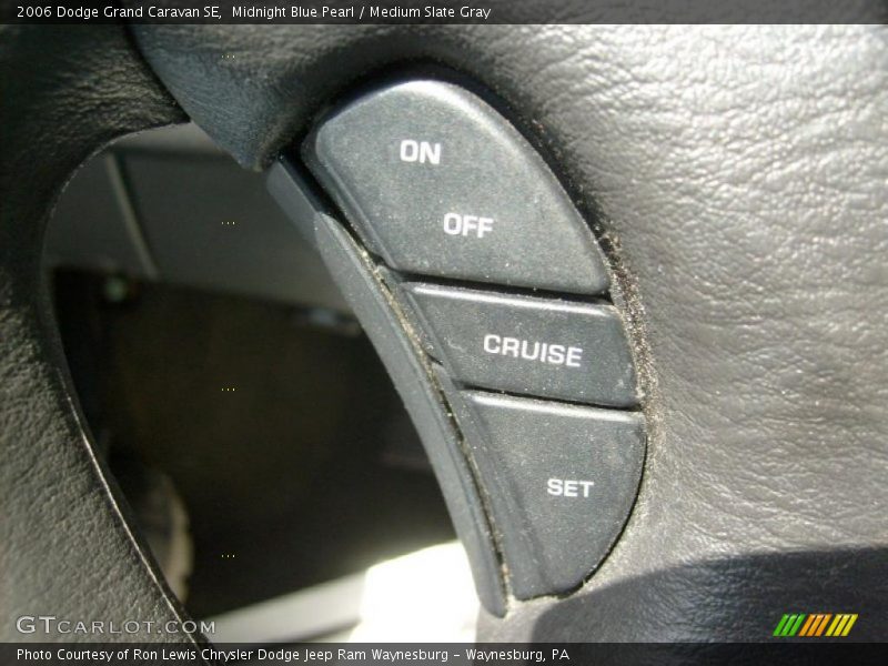 Midnight Blue Pearl / Medium Slate Gray 2006 Dodge Grand Caravan SE
