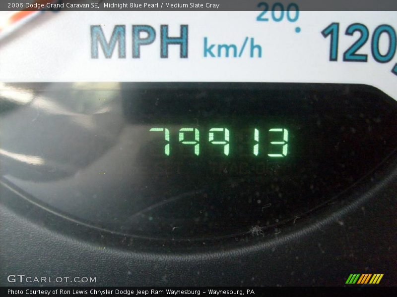 Midnight Blue Pearl / Medium Slate Gray 2006 Dodge Grand Caravan SE