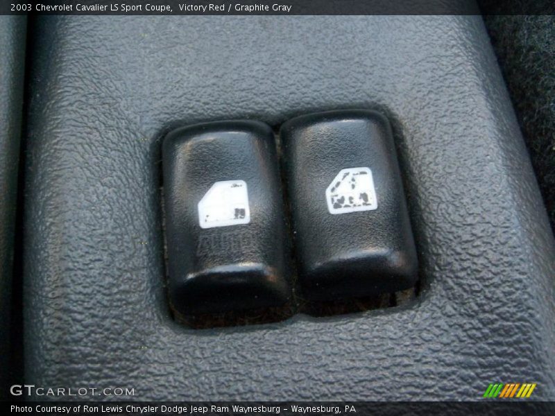 Victory Red / Graphite Gray 2003 Chevrolet Cavalier LS Sport Coupe