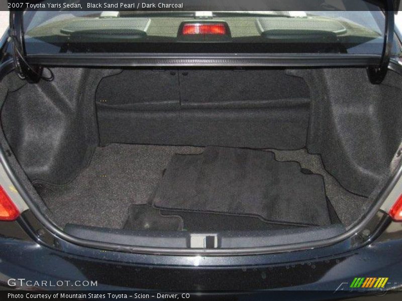 Black Sand Pearl / Dark Charcoal 2007 Toyota Yaris Sedan