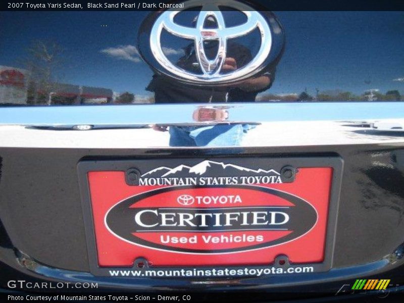 Black Sand Pearl / Dark Charcoal 2007 Toyota Yaris Sedan
