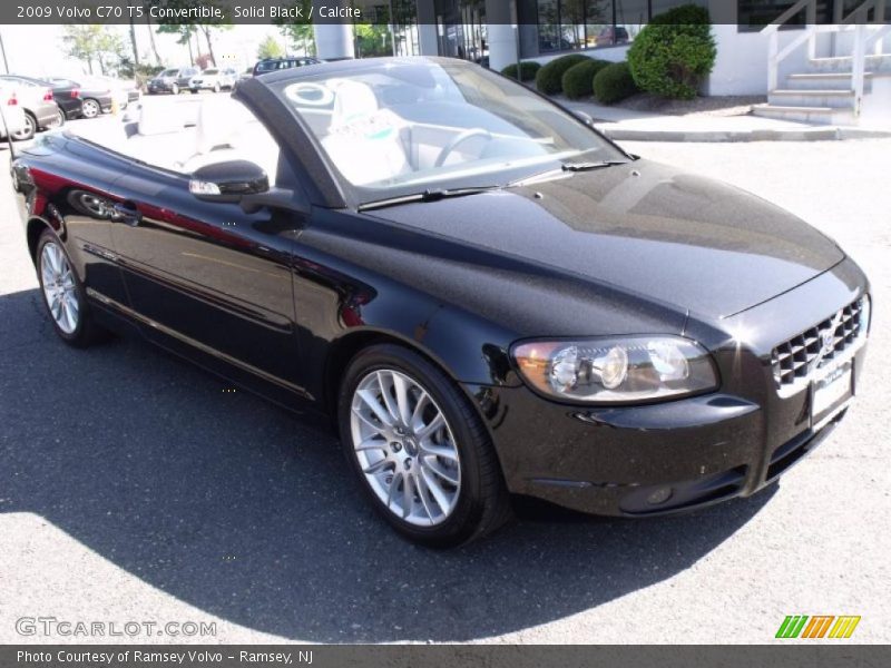 Solid Black / Calcite 2009 Volvo C70 T5 Convertible