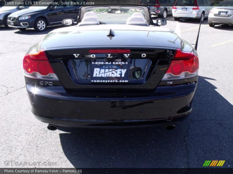 Solid Black / Calcite 2009 Volvo C70 T5 Convertible