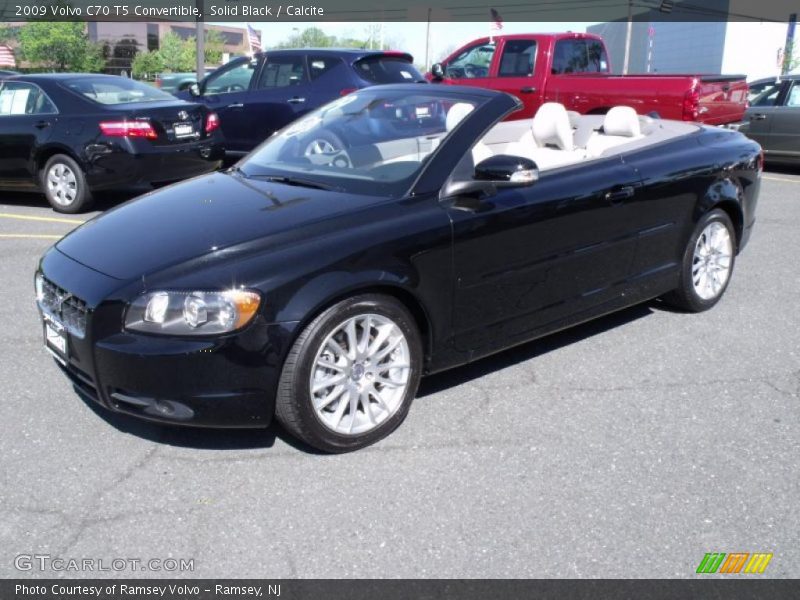 Solid Black / Calcite 2009 Volvo C70 T5 Convertible