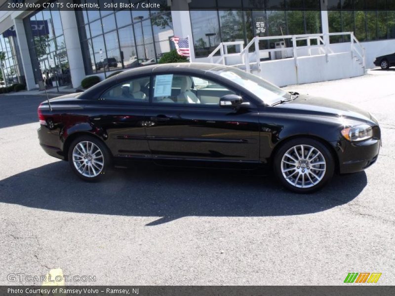 Solid Black / Calcite 2009 Volvo C70 T5 Convertible