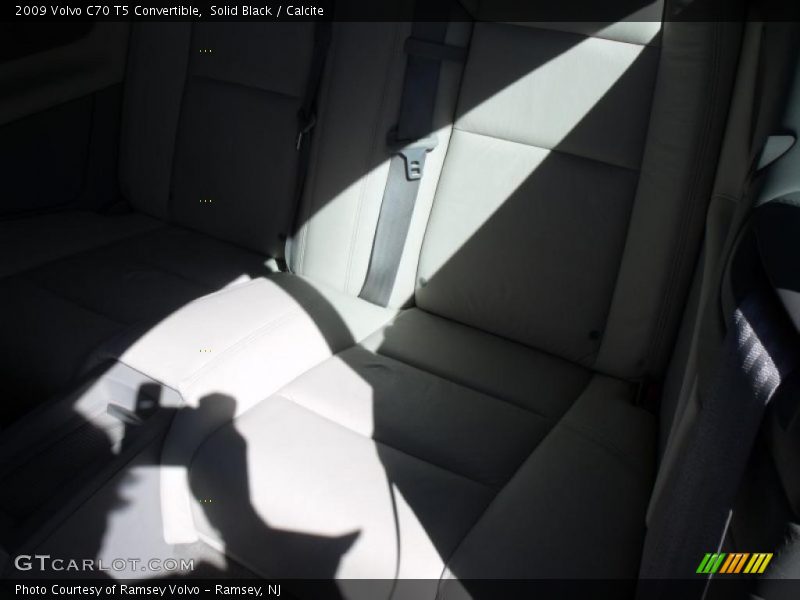 Solid Black / Calcite 2009 Volvo C70 T5 Convertible