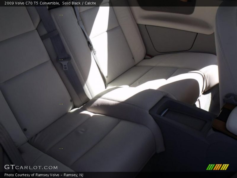 Solid Black / Calcite 2009 Volvo C70 T5 Convertible