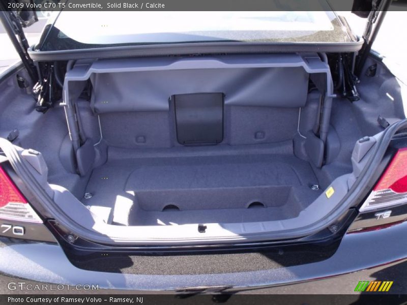 Solid Black / Calcite 2009 Volvo C70 T5 Convertible