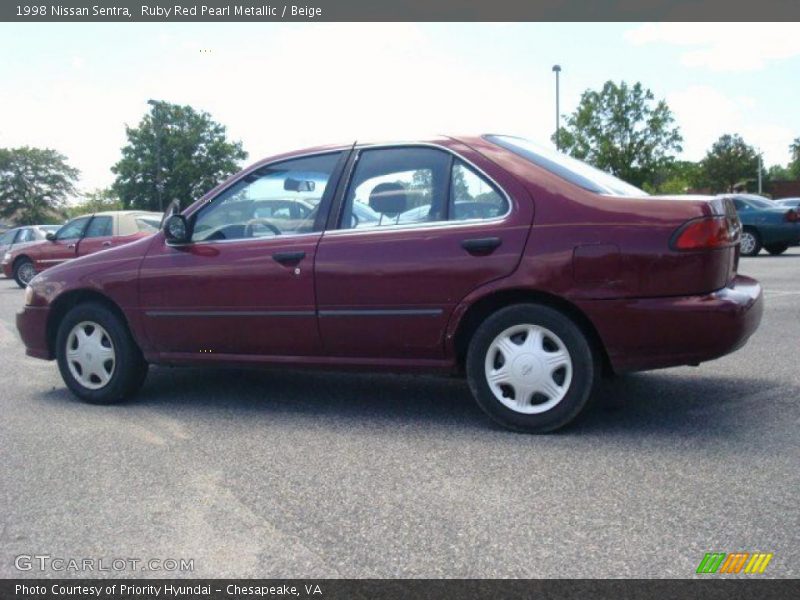 Ruby Red Pearl Metallic / Beige 1998 Nissan Sentra