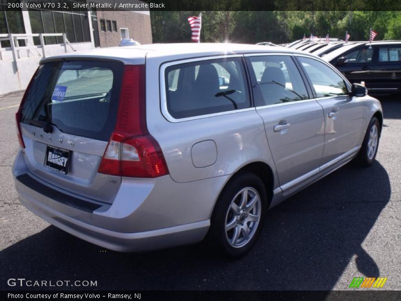 Silver Metallic / Anthracite Black 2008 Volvo V70 3.2