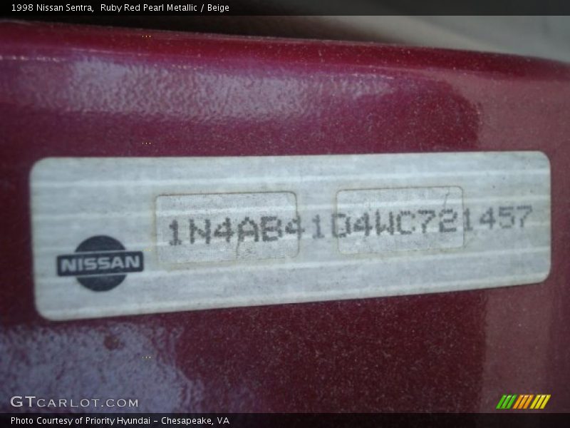 Ruby Red Pearl Metallic / Beige 1998 Nissan Sentra