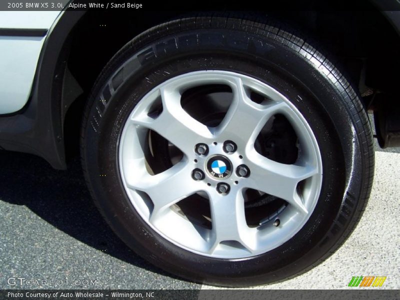 Alpine White / Sand Beige 2005 BMW X5 3.0i