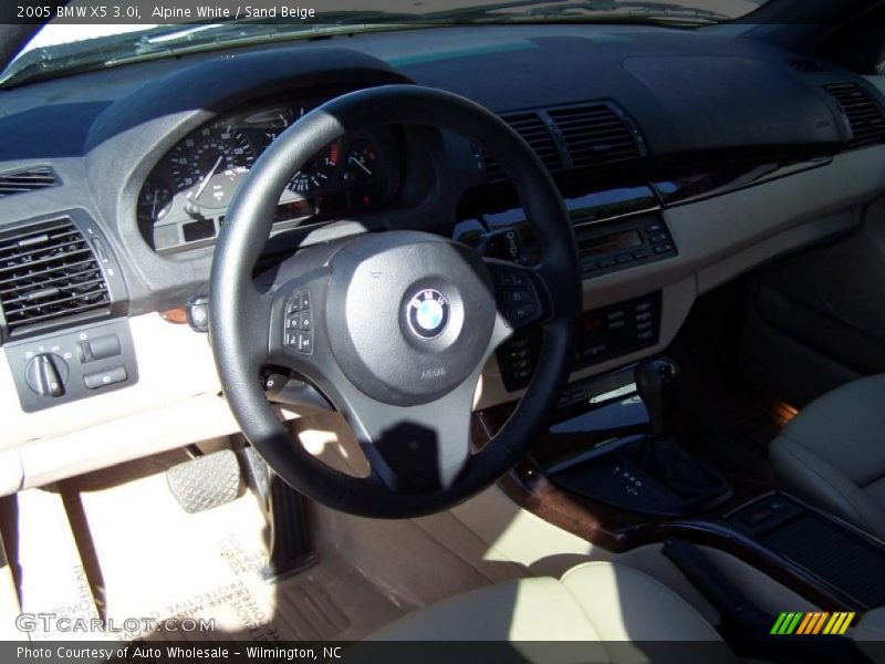 Alpine White / Sand Beige 2005 BMW X5 3.0i