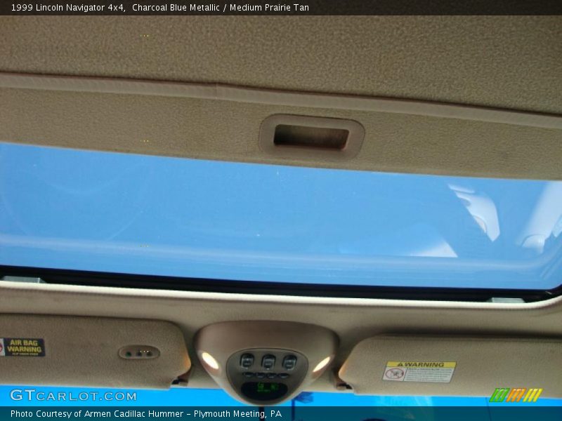 Charcoal Blue Metallic / Medium Prairie Tan 1999 Lincoln Navigator 4x4