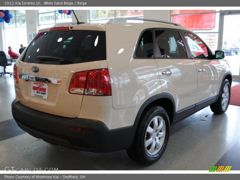 White Sand Beige / Beige 2011 Kia Sorento LX