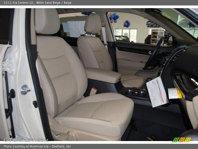 White Sand Beige / Beige 2011 Kia Sorento LX
