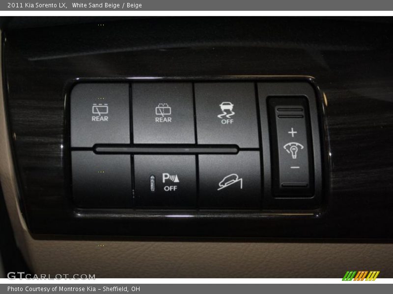 White Sand Beige / Beige 2011 Kia Sorento LX