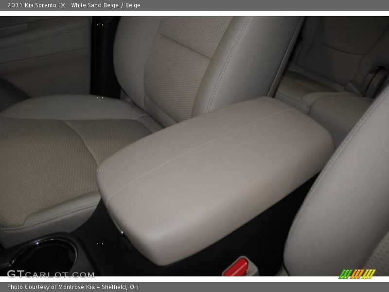 White Sand Beige / Beige 2011 Kia Sorento LX