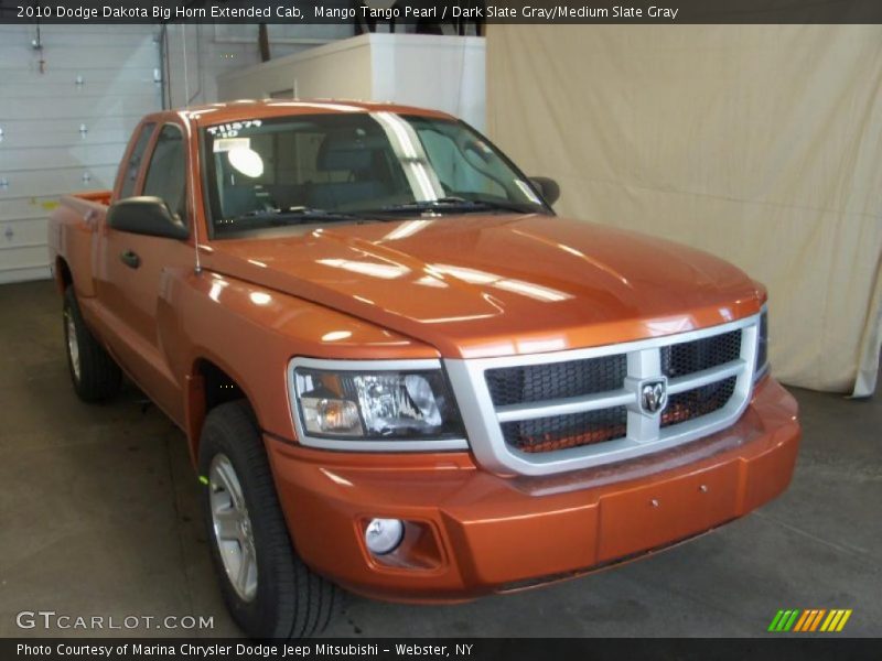 Mango Tango Pearl / Dark Slate Gray/Medium Slate Gray 2010 Dodge Dakota Big Horn Extended Cab