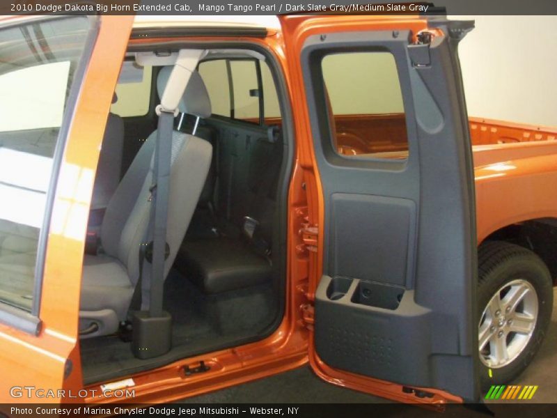 Mango Tango Pearl / Dark Slate Gray/Medium Slate Gray 2010 Dodge Dakota Big Horn Extended Cab