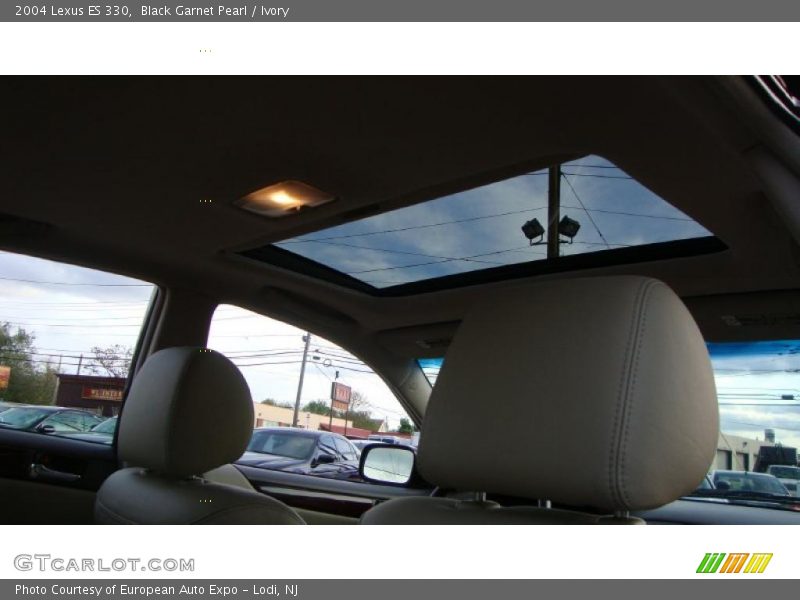 Black Garnet Pearl / Ivory 2004 Lexus ES 330