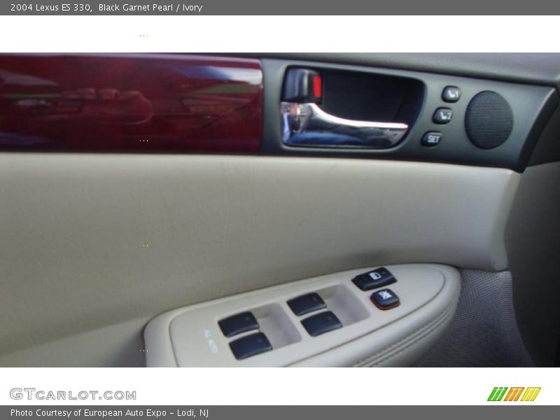 Black Garnet Pearl / Ivory 2004 Lexus ES 330