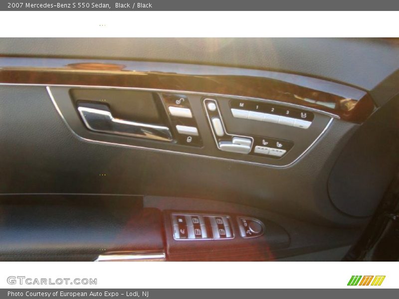 Black / Black 2007 Mercedes-Benz S 550 Sedan