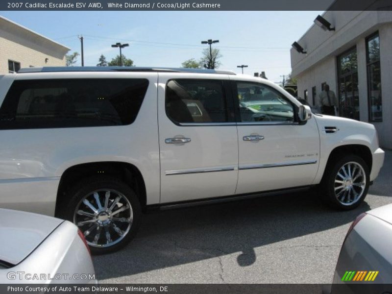 White Diamond / Cocoa/Light Cashmere 2007 Cadillac Escalade ESV AWD