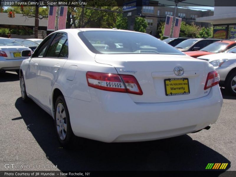 Super White / Ash Gray 2010 Toyota Camry LE