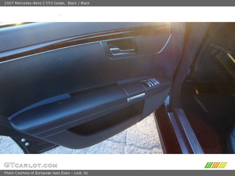 Black / Black 2007 Mercedes-Benz S 550 Sedan