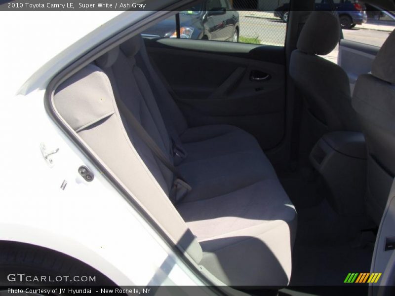 Super White / Ash Gray 2010 Toyota Camry LE