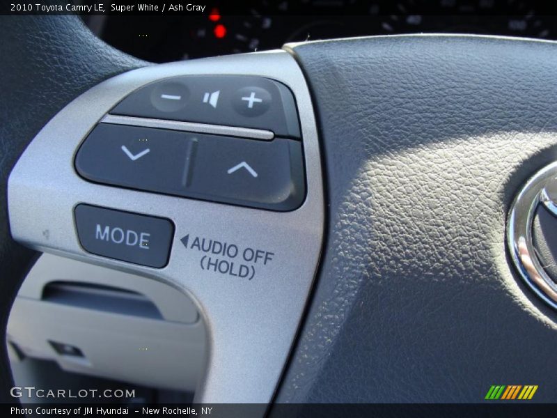 Super White / Ash Gray 2010 Toyota Camry LE