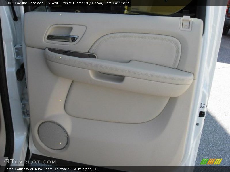 White Diamond / Cocoa/Light Cashmere 2007 Cadillac Escalade ESV AWD