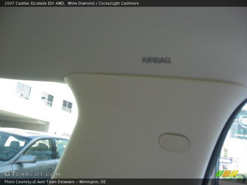 White Diamond / Cocoa/Light Cashmere 2007 Cadillac Escalade ESV AWD