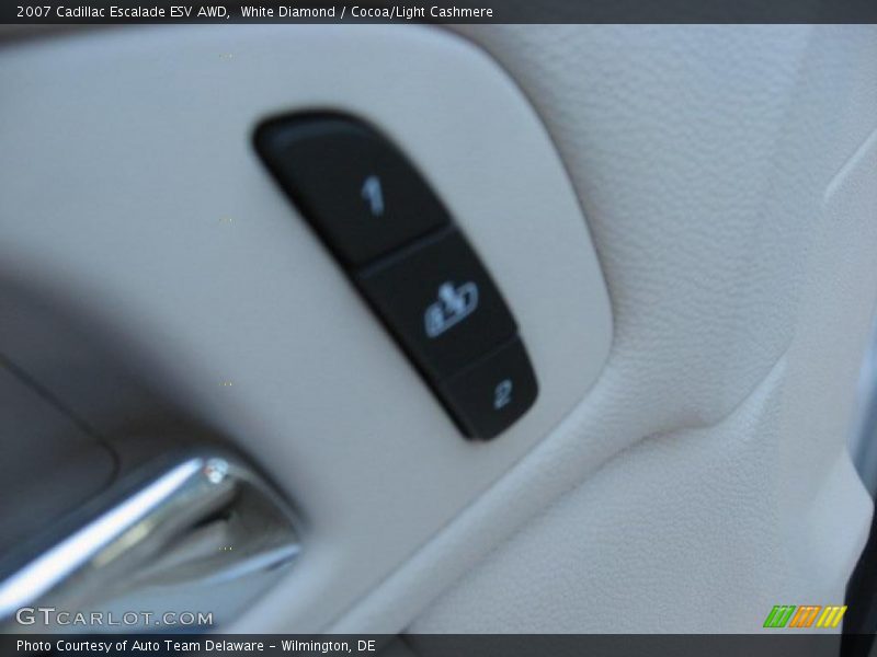 White Diamond / Cocoa/Light Cashmere 2007 Cadillac Escalade ESV AWD